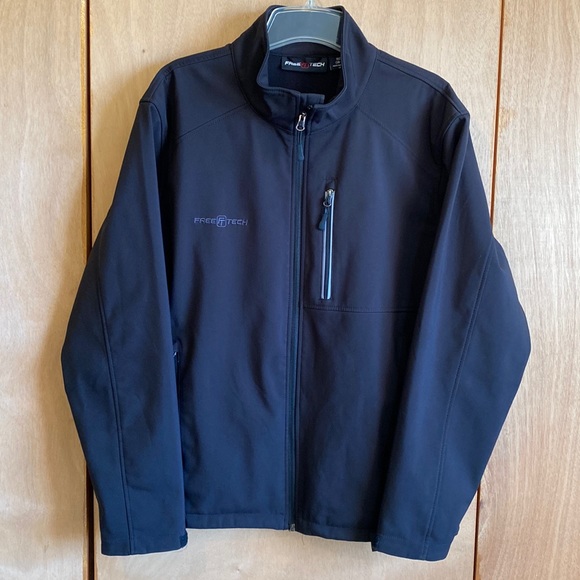 FreeTech jacket,soft shell Men’s Medium (38-40) black, polyester/spandex - Picture 1 of 2